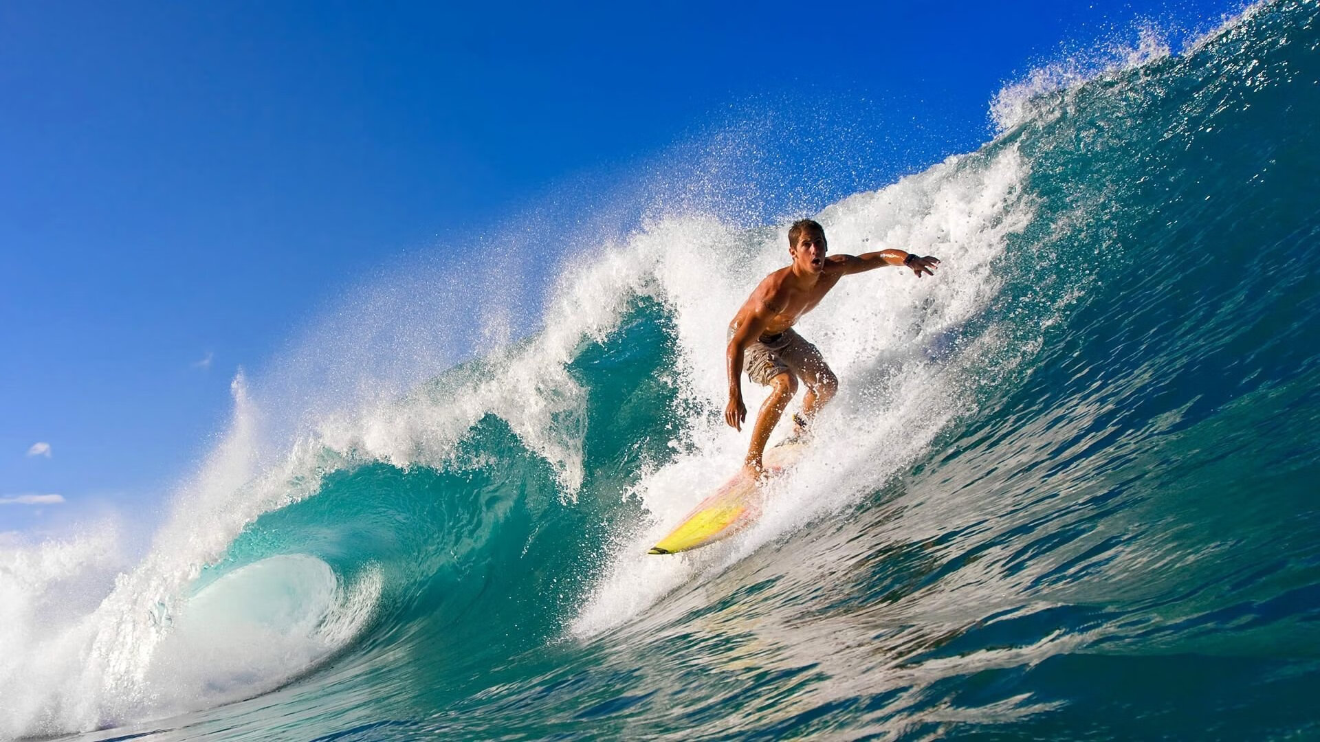 CS2枪械对决瞬间制胜,cs对枪图叫什么名字